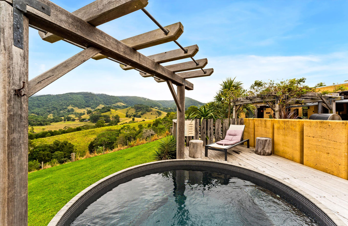 By Earth and Ocean accommodation on your bike trip in Pomona