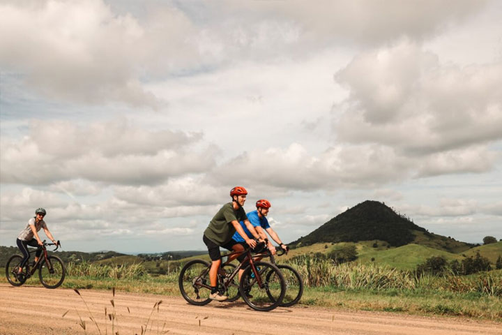 Gravel bike riders riding through Noosa hinterland gravel bike trails